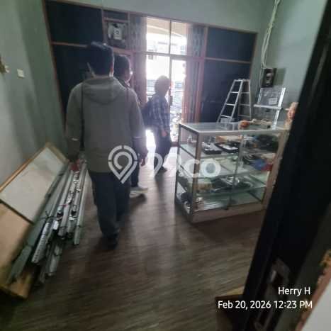 Ruko Dijual di Sukajadi Bandung dengan Luas Bangunan 300m2 Ruko Dijual di Sukajadi Bandung dengan Luas Bangunan 300m2