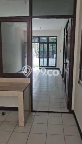 Dijual Rumah Eksklusif 2 KT di Taman Kopo Indah, Bandung Dijual Rumah Eksklusif 2 KT di Taman Kopo Indah, Bandung
