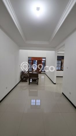 For Sale Hunian Rumah Nyaman 4 KT di Kopo, Bandung For Sale Hunian Rumah Nyaman 4 KT di Kopo, Bandung