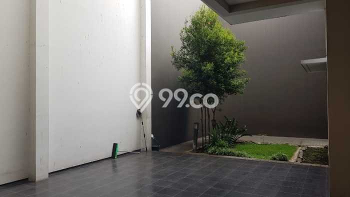 KESEMPATAN EMAS! Rumah Premium di Bojongloa Kidul, Bandung, Luas 267m2m² Bangunan 350m2m² KESEMPATAN EMAS! Rumah Premium di Bojongloa Kidul, Bandung, Luas 267m2m² Bangunan 350m2m²