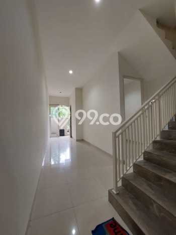 Dijual Rumah Eksklusif 4 KT di Surabaya Kota, Surabaya Dijual Rumah Eksklusif 4 KT di Surabaya Kota, Surabaya