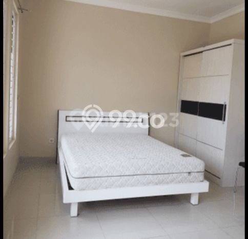 Rumah Modern 3 KT di Grand Wisata Bekasi Semi Furnished Rumah Modern 3 KT di Grand Wisata Bekasi Semi Furnished