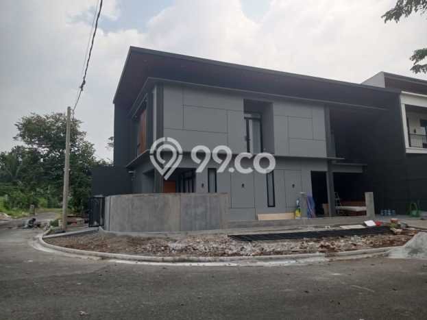 For Sale! Luxury House LT 174m2 Desain Elegan di Grand Wisata For Sale! Luxury House LT 174m2 Desain Elegan di Grand Wisata