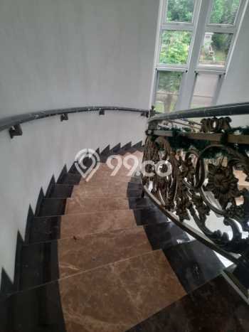Disewakan Rumah Harga Terjangkau di Grand Wisata Bekasi dengan 7 KT Disewakan Rumah Harga Terjangkau di Grand Wisata Bekasi dengan 7 KT