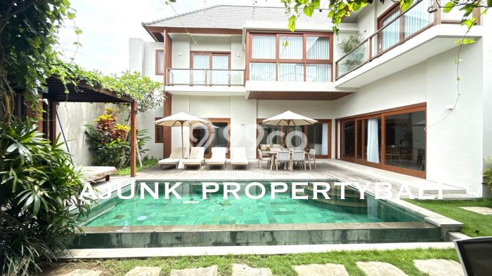 Dijual Cepat! Vila di , Area 400m2m², Kawasan Prospektif dengan nilai meningkat Dijual Cepat! Vila di , Area 400m2m², Kawasan Prospektif dengan nilai meningkat