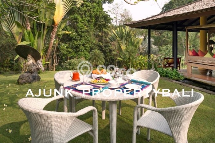 BISNIS POTENSIAL! Vila di , Area 7140m2m², Hasil Tinggi BISNIS POTENSIAL! Vila di , Area 7140m2m², Hasil Tinggi