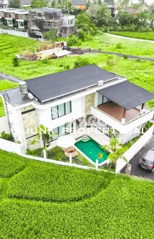 Dijual Cepat! Vila di , Ukuran 167m2m², Posisi Premium dekat dengan berbagai fasilitas Dijual Cepat! Vila di , Ukuran 167m2m², Posisi Premium dekat dengan berbagai fasilitas