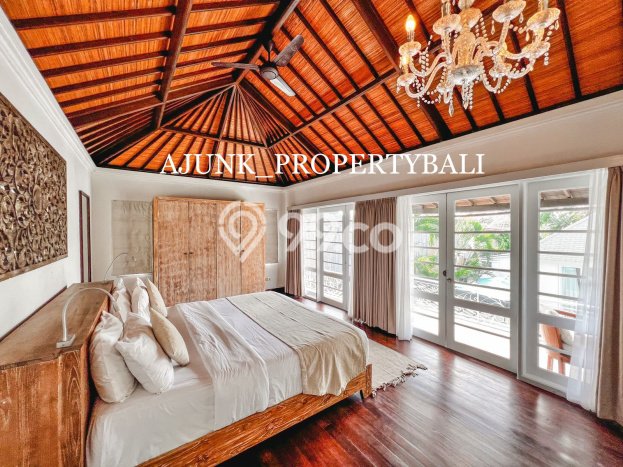 Ready to Use! Luxury House LT 600m2 Desain Modern di Seminyak Ready to Use! Luxury House LT 600m2 Desain Modern di Seminyak