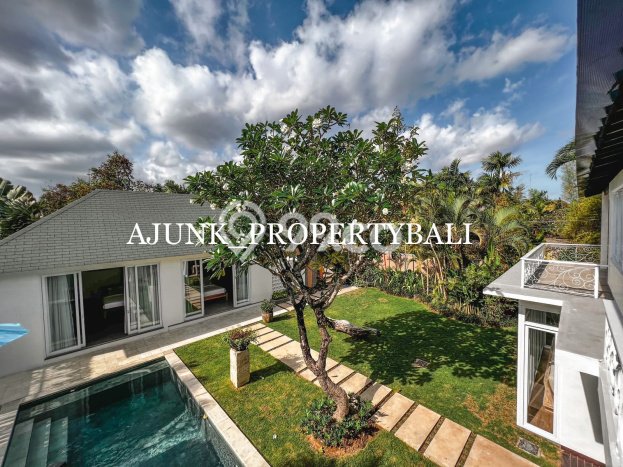 Ready to Use! Luxury House LT 600m2 Desain Modern di Seminyak Ready to Use! Luxury House LT 600m2 Desain Modern di Seminyak