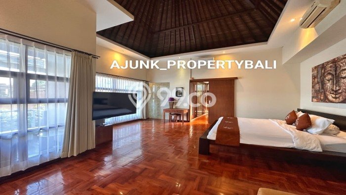 Rumah Mewah LB 800m2 Siap Pakai Desain Elegan di Sanur, Denpasar Rumah Mewah LB 800m2 Siap Pakai Desain Elegan di Sanur, Denpasar