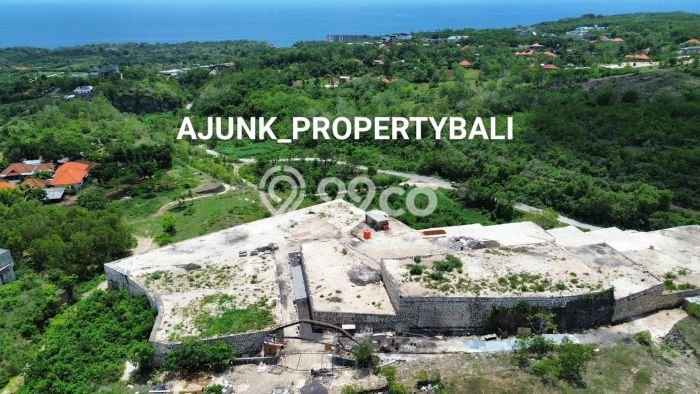 Dijual Tanah 241m2 di Pecatu, Badung Dijual Tanah 241m2 di Pecatu, Badung