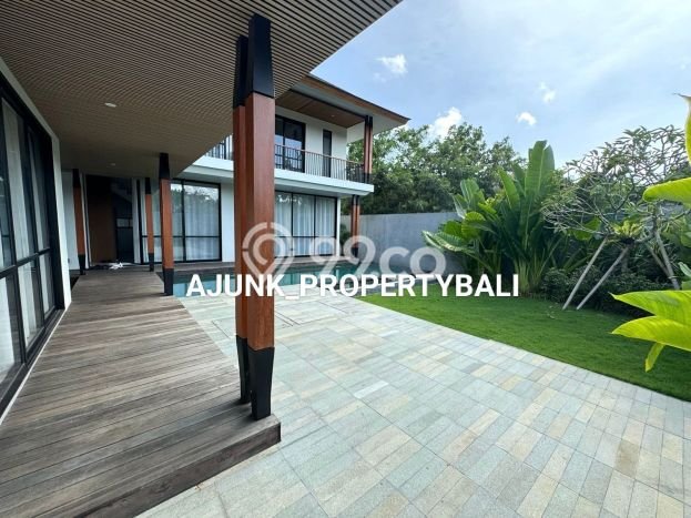Jual Rumah Mewah Elegan Dengan View Cantik di Jimbaran, Badung Jual Rumah Mewah Elegan Dengan View Cantik di Jimbaran, Badung