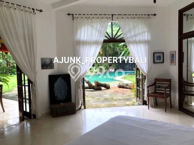 Hunian Mewah LB 375m2 Siap Pakai Desain Elegan di Umalas, Badung Hunian Mewah LB 375m2 Siap Pakai Desain Elegan di Umalas, Badung