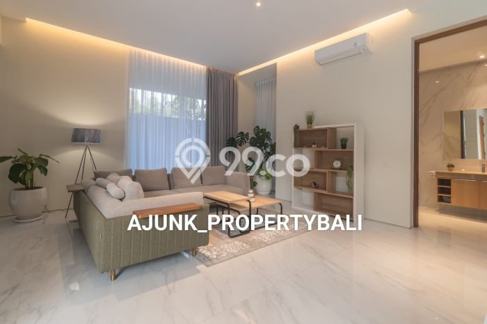 Rumah Elit Modern Tanpa Renovasi di Umalas Badung Rumah Elit Modern Tanpa Renovasi di Umalas Badung