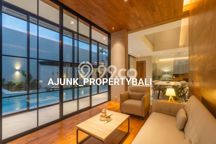 Rumah Elit Modern Tanpa Renovasi di Umalas Badung Rumah Elit Modern Tanpa Renovasi di Umalas Badung