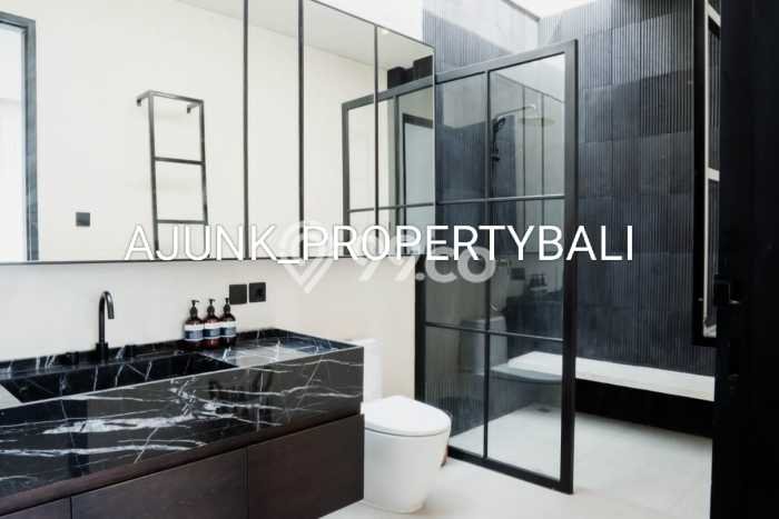 DIJUAL! Vila di , Luas 214m2m², Akses Mudah Fasilitas Umum DIJUAL! Vila di , Luas 214m2m², Akses Mudah Fasilitas Umum