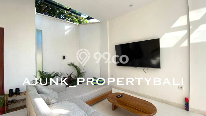 Rumah Elit LB 179m2 Siap Pakai Desain Elegan di Seminyak, Badung Rumah Elit LB 179m2 Siap Pakai Desain Elegan di Seminyak, Badung