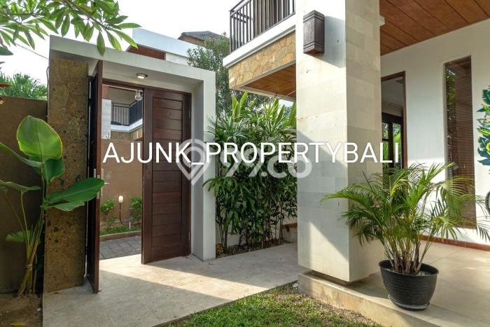Rumah Elit Modern Tanpa Renovasi di Nusa Dua Badung Rumah Elit Modern Tanpa Renovasi di Nusa Dua Badung