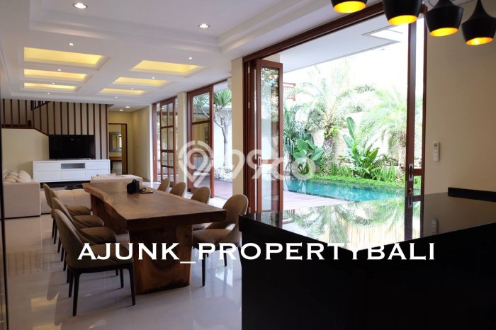 Rumah Luxury Modern Tanpa Renovasi di Umalas Badung Rumah Luxury Modern Tanpa Renovasi di Umalas Badung
