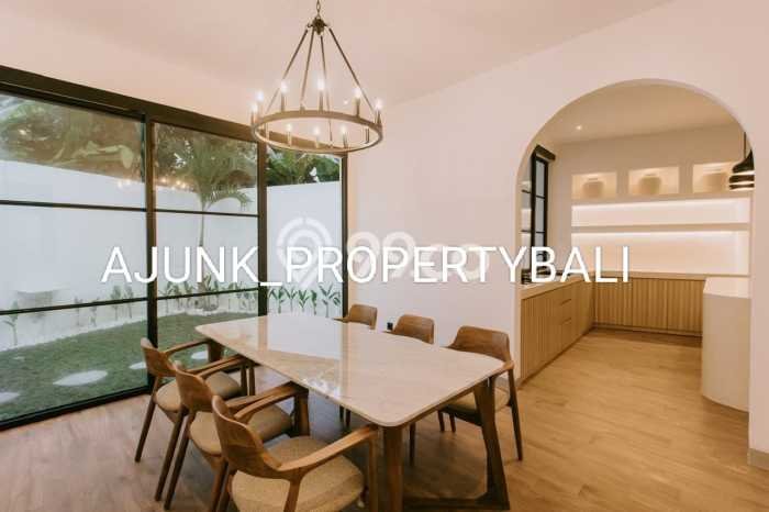 Hunian Elit LB 250m2 Siap Huni Desain Elegan di Pererenan, Badung Hunian Elit LB 250m2 Siap Huni Desain Elegan di Pererenan, Badung