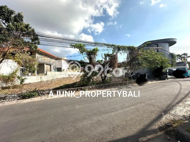 Kavling Tanah untuk Dijual di Seminyak, Badung, Luas 1000m2 Kavling Tanah untuk Dijual di Seminyak, Badung, Luas 1000m2