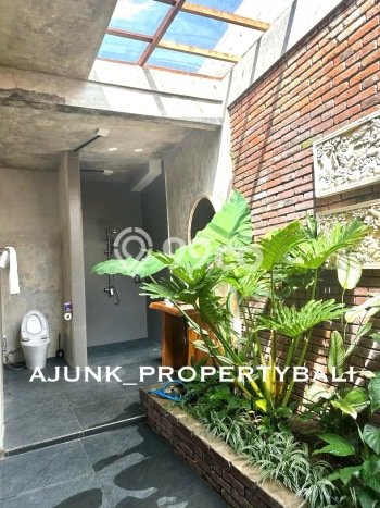 Vila Kawasan , Area 479m2m², Dekat Mudah Fasilitas Umum Vila Kawasan , Area 479m2m², Dekat Mudah Fasilitas Umum