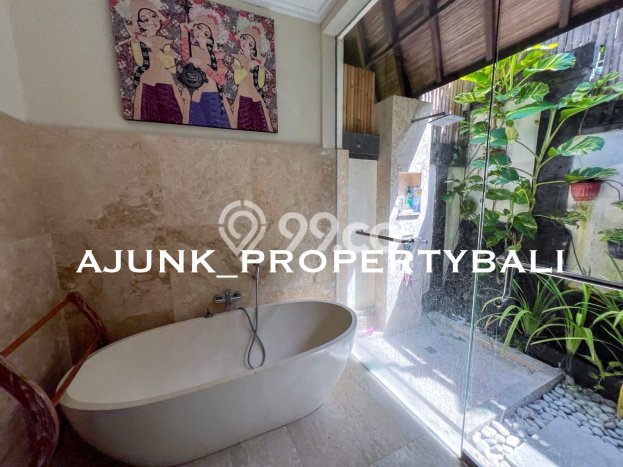 Vila Kawasan , Ukuran 860m2m², Ideal untuk hunian keluarga Vila Kawasan , Ukuran 860m2m², Ideal untuk hunian keluarga