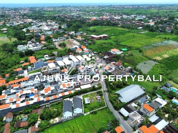 Tanah Siap Bangun Dijual di Badung Punya Luas 740m2 Tanah Siap Bangun Dijual di Badung Punya Luas 740m2