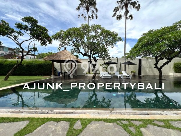 Hunian Elit LB 940m2 Siap Huni Desain Elegan di Seminyak, Badung Hunian Elit LB 940m2 Siap Huni Desain Elegan di Seminyak, Badung