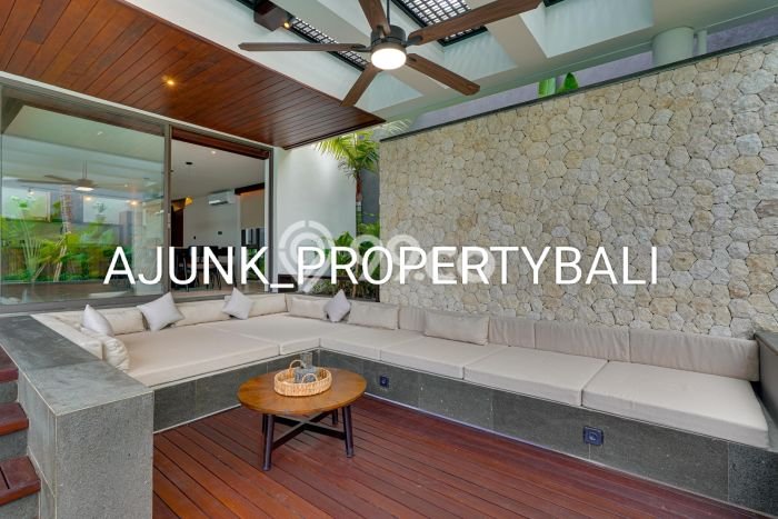 For Sale! Premium House LT 343m2 Desain Modern di Canggu For Sale! Premium House LT 343m2 Desain Modern di Canggu