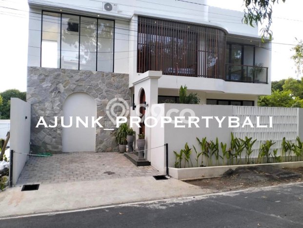 Vila Berkualitas di , Area 125m2m², Posisi Premium dengan jalan mudah Vila Berkualitas di , Area 125m2m², Posisi Premium dengan jalan mudah