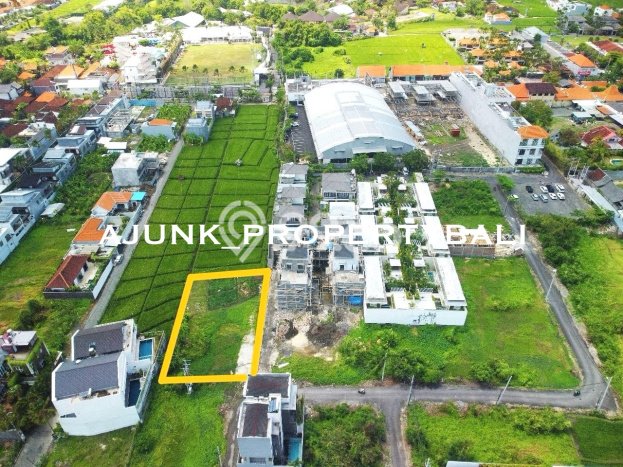 Tanah Kavling Dijual di canggu, Badung dengan Luas Tanah 400m2 Tanah Kavling Dijual di canggu, Badung dengan Luas Tanah 400m2