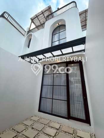 DIJUAL! Vila di , Area 130m2m², Lokasi Strategis DIJUAL! Vila di , Area 130m2m², Lokasi Strategis