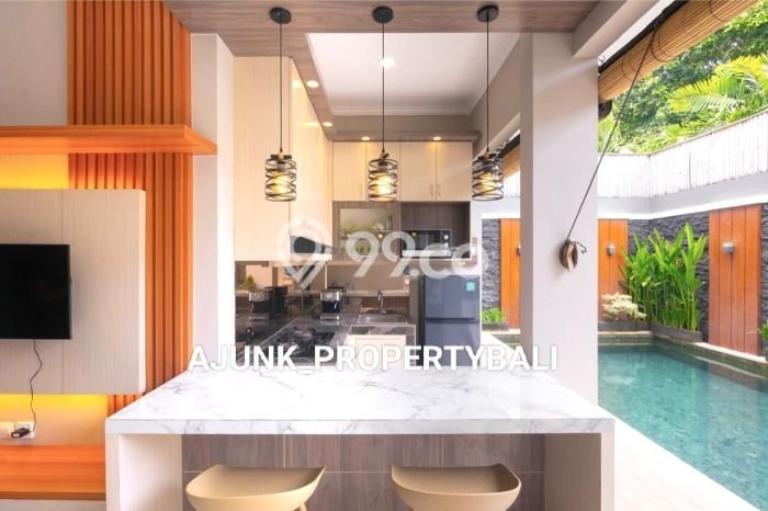 Ready to Use! Premium House LT 150m2 Desain Modern di Kerobokan Ready to Use! Premium House LT 150m2 Desain Modern di Kerobokan
