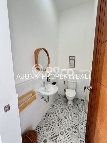 Hunian Elit LB 174m2 Siap Huni Desain Elegan di Ungasan, Badung Hunian Elit LB 174m2 Siap Huni Desain Elegan di Ungasan, Badung