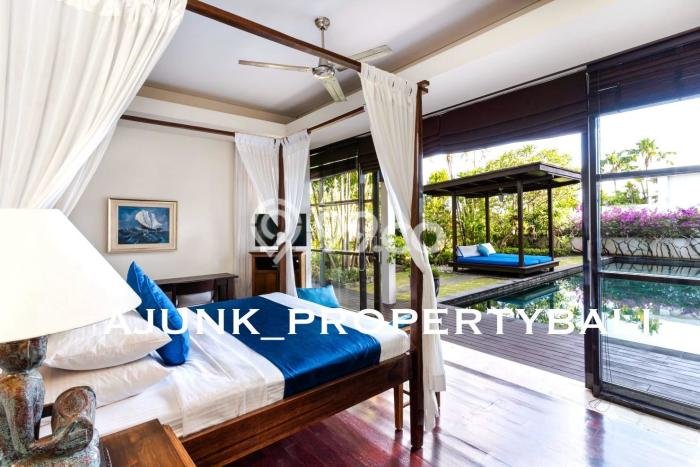 Rumah Luxury Modern Tanpa Renovasi di Jimbaran Badung Rumah Luxury Modern Tanpa Renovasi di Jimbaran Badung
