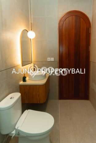 Vila Asri di , Area 450m2m², Pemandangan Menarik di area Vila Asri di , Area 450m2m², Pemandangan Menarik di area