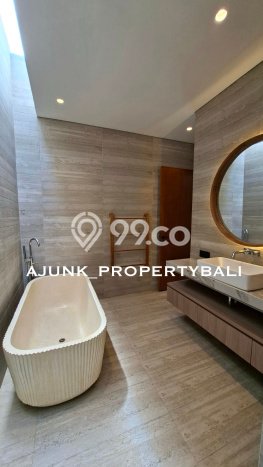 For Sale Vila di Kuta, Ukuran 160m2m², Lokasi Premium For Sale Vila di Kuta, Ukuran 160m2m², Lokasi Premium