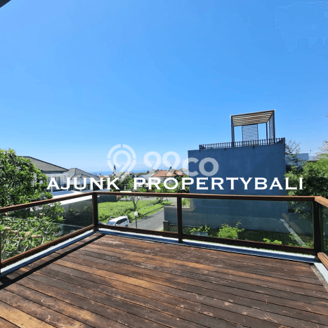 For Sale Vila Kawasan , Luas 220m2m², Lingkungan Asri For Sale Vila Kawasan , Luas 220m2m², Lingkungan Asri