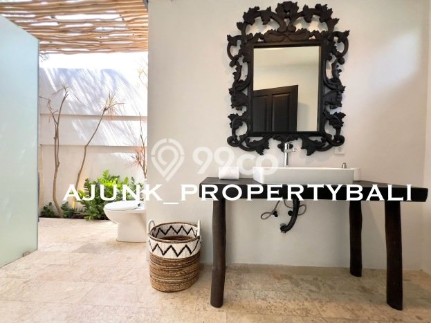 Vila Premium Kawasan , Luas 1000m2m², Akses Badung, Badung Vila Premium Kawasan , Luas 1000m2m², Akses Badung, Badung