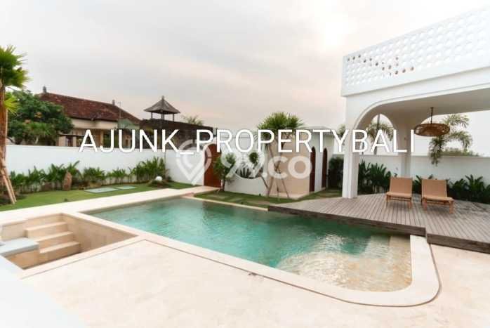 Vila Asri di , Area 450m2m², Pemandangan Menarik di area Vila Asri di , Area 450m2m², Pemandangan Menarik di area