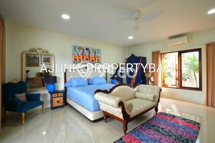 Vila Kawasan , Ukuran 640m2m², Ideal untuk berbagai keperluan Vila Kawasan , Ukuran 640m2m², Ideal untuk berbagai keperluan