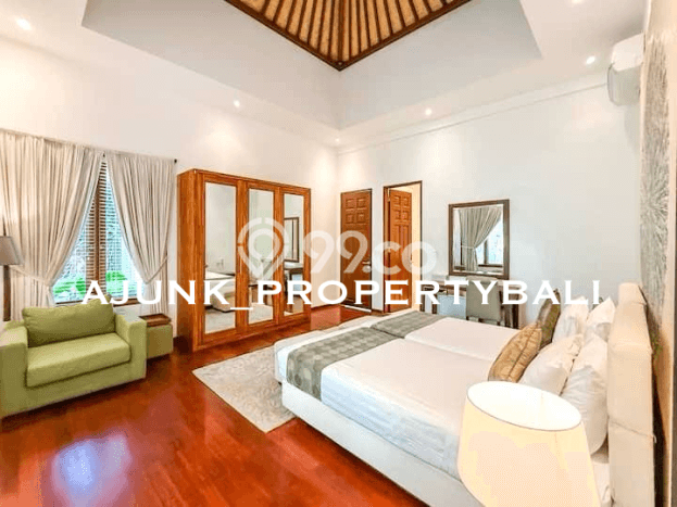 Vila Strategis Kawasan , Area 550m2m², Akses Badung, Badung Vila Strategis Kawasan , Area 550m2m², Akses Badung, Badung