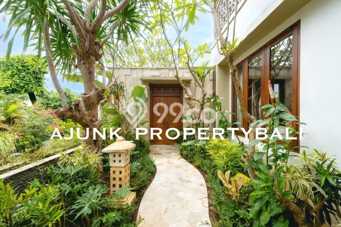 Rumah Elit Modern Tanpa Renovasi di Jimbaran Badung Rumah Elit Modern Tanpa Renovasi di Jimbaran Badung
