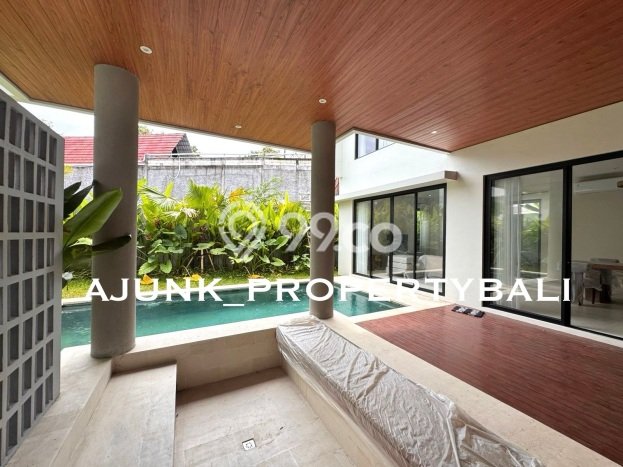 FOR SALE! Vila di , Area 200m2m², Lokasi Strategis FOR SALE! Vila di , Area 200m2m², Lokasi Strategis