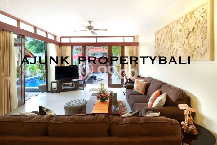 Rumah Luxury Modern Siap Huni di Legian Badung Rumah Luxury Modern Siap Huni di Legian Badung
