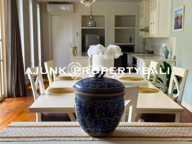 Jual Segera! Vila Kawasan , Ukuran 260m2m², Area Berkembang dengan potensi naik Jual Segera! Vila Kawasan , Ukuran 260m2m², Area Berkembang dengan potensi naik