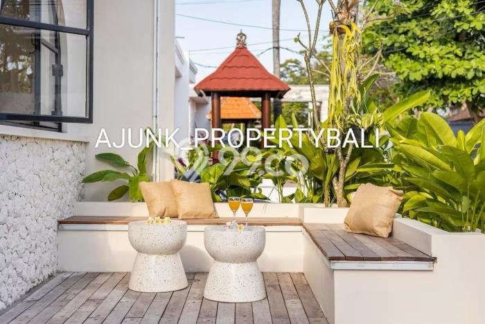 Hunian Elit LB 92m2 Siap Huni Desain Elegan di Kerobokan, Badung Hunian Elit LB 92m2 Siap Huni Desain Elegan di Kerobokan, Badung