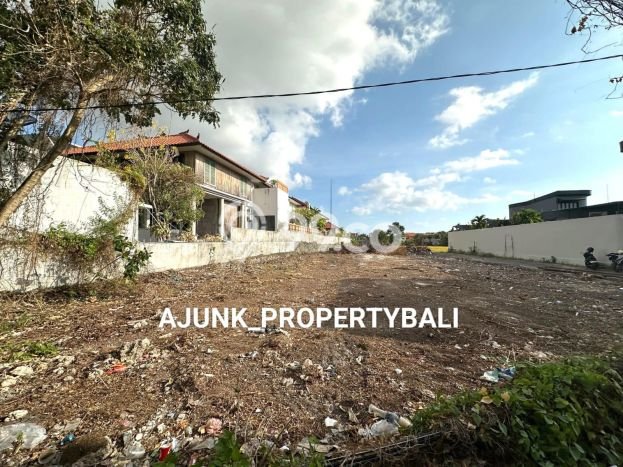 Kavling Tanah untuk Dijual di Seminyak, Badung, Luas 1000m2 Kavling Tanah untuk Dijual di Seminyak, Badung, Luas 1000m2