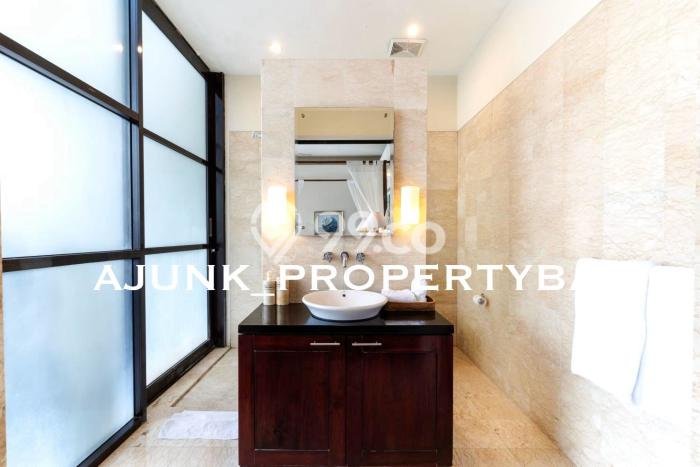 Rumah Luxury Modern Tanpa Renovasi di Jimbaran Badung Rumah Luxury Modern Tanpa Renovasi di Jimbaran Badung